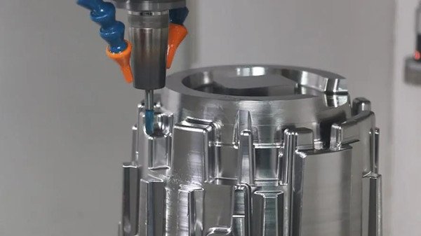 數(shù)控撞機(jī)的最高境界, CNC加工那些最讓人崩潰的瞬間, 引以為戒!